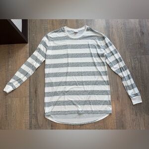 LuLaRoe Men's Long Sleeve Gray and White Striped Tee